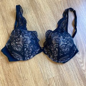 Lacy push up bra